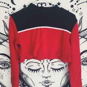 Long sleeve crop top